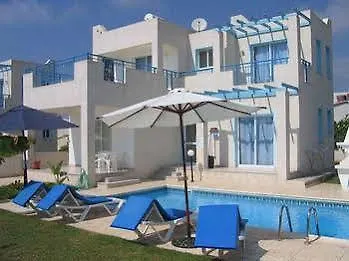מלון Philippos 3*